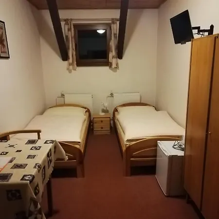 Pensjonat Adam 2*